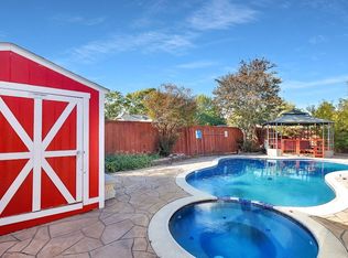 533 Ridgegate Dr, Garland, TX 75040