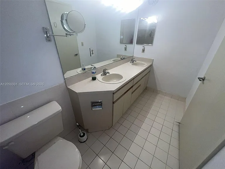 8816 Collins Ave #105 — Photo 18