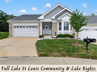 2417 S Lakeridge Ct Unit 14, Lake Saint Louis, MO 63367