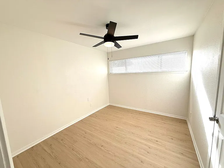 1401 Arvel Cir — Photo 3