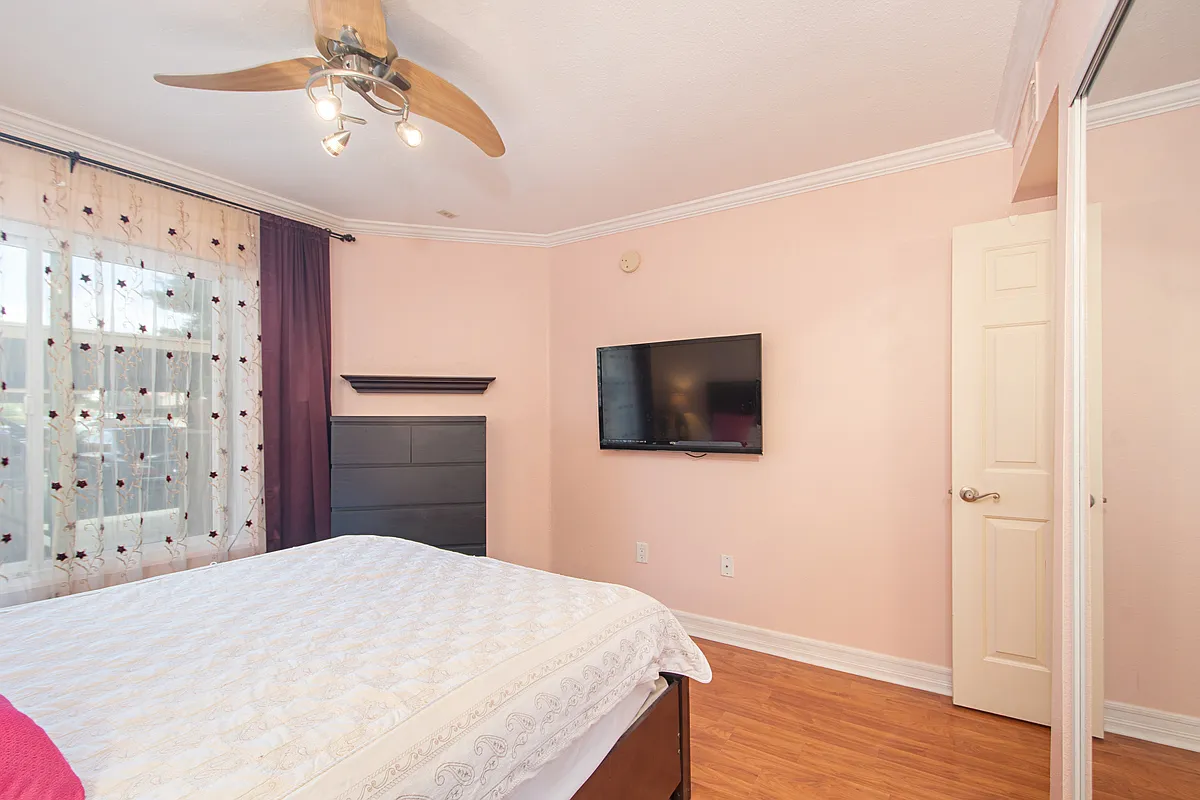 1 bed, 540 sqft, $2,350 — Photo 4