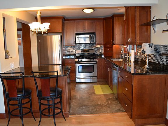 5th image of 47 Grey Oaks Ct