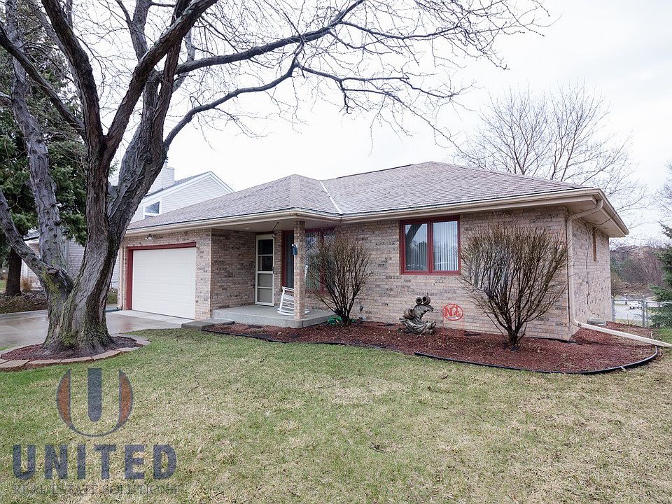 2nd image of 1609 Hiawatha Trl