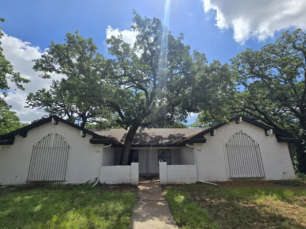 784 Shady Ln, Hurst, TX 76053