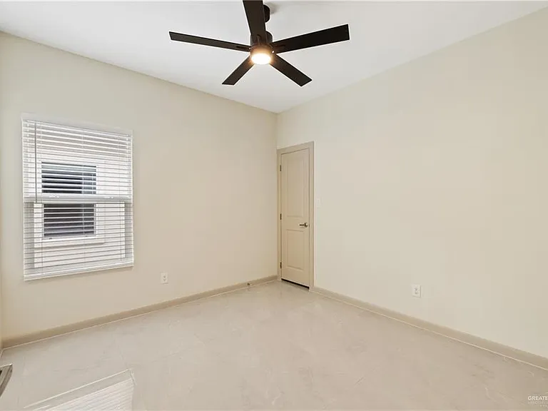 1804 W Violet Dr #3 — Photo 10