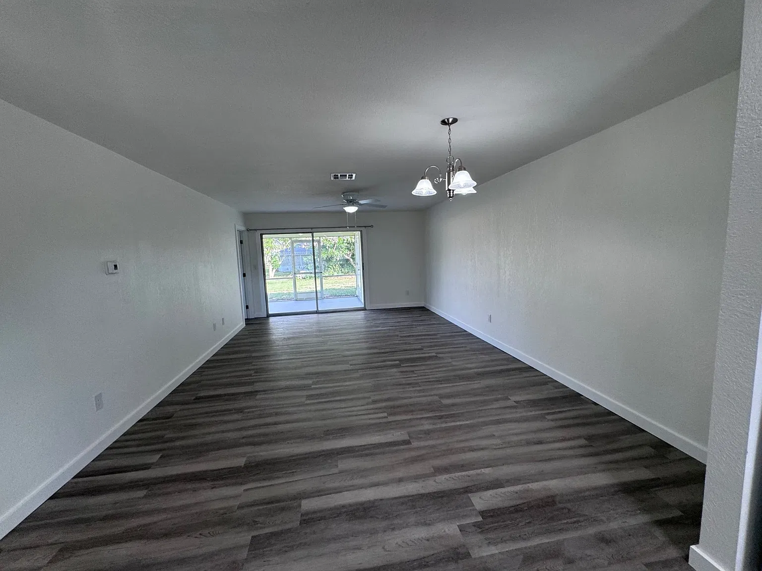 2 bed, 2.0 bath, $1,400 — Photo 4