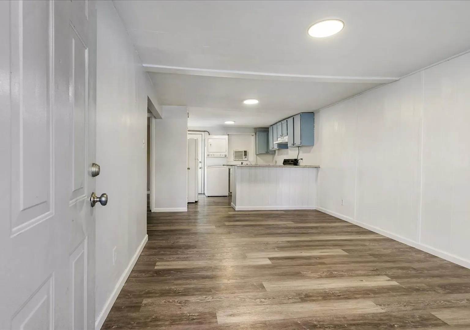 Charming Brick Home with Spacious Backyard | 2BD/1BA in Savannah — Photo 1