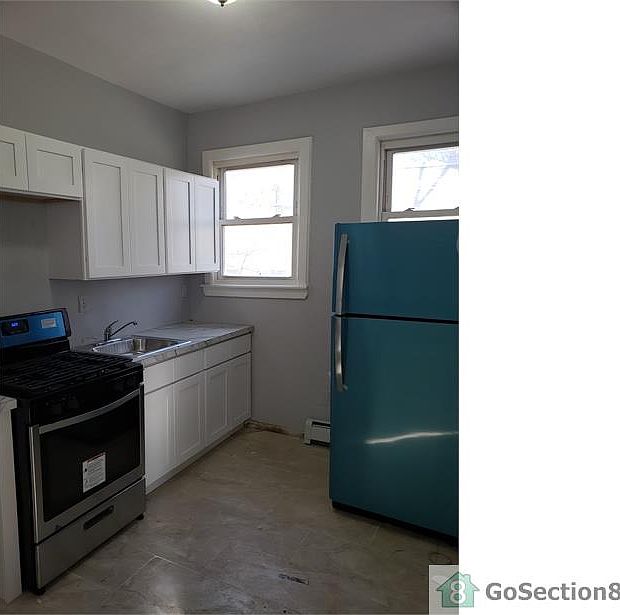 1st image of 51 New St #2