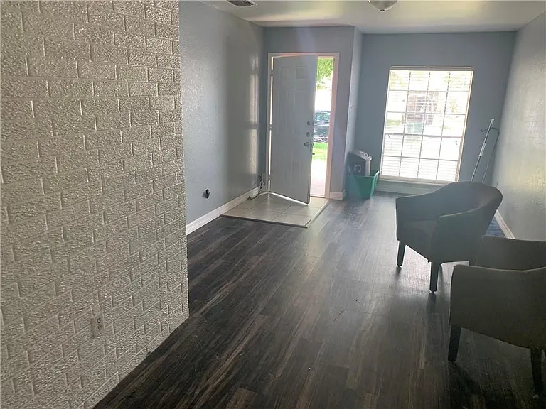 2818 Ransom Island Dr — Photo 2