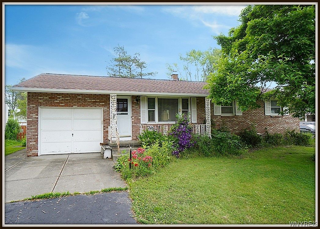 248 Creekside Dr, Tonawanda, NY 14150 Zillow