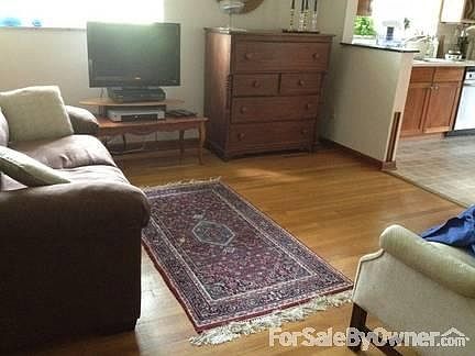 upper deck
						:
						Off kitchen and tiled porch, gate from concrete driveway