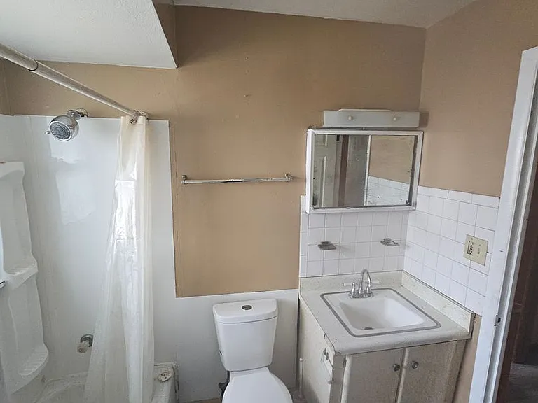 3032 W Malone St — Photo 3