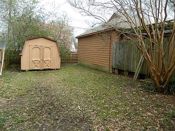 2nd image of 2304 Lovitt Dr