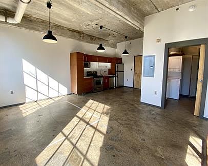 2nd image of 200 W Jackson Ave APT 309