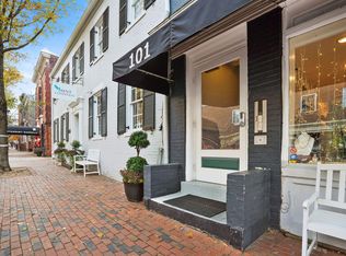 101 S Saint Asaph St APT 3, Alexandria, VA 22314