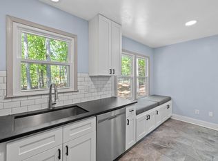 7921 Castlelake Ct, Raleigh, NC 27615