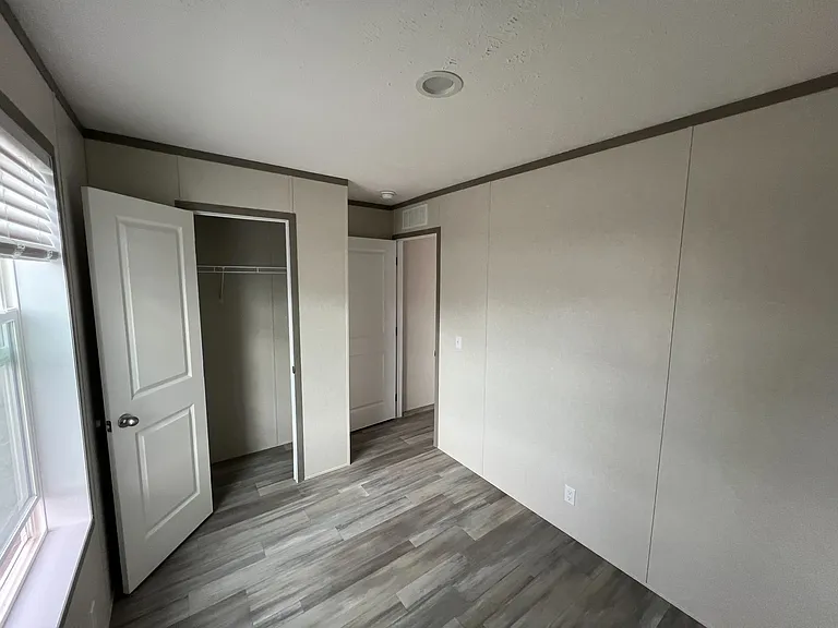 1713 Pella Ave #34 — Photo 8