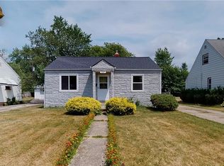 865 E 258th St, Euclid, OH 44132