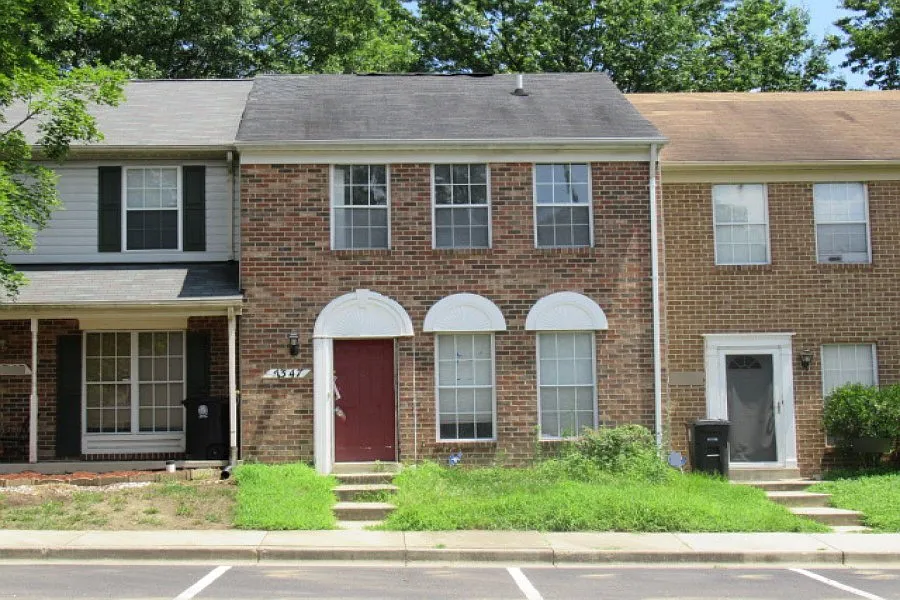7347 Shady Glen Ter photo 1