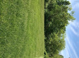 15 McIntosh Ct, Taylorsville, KY 40071