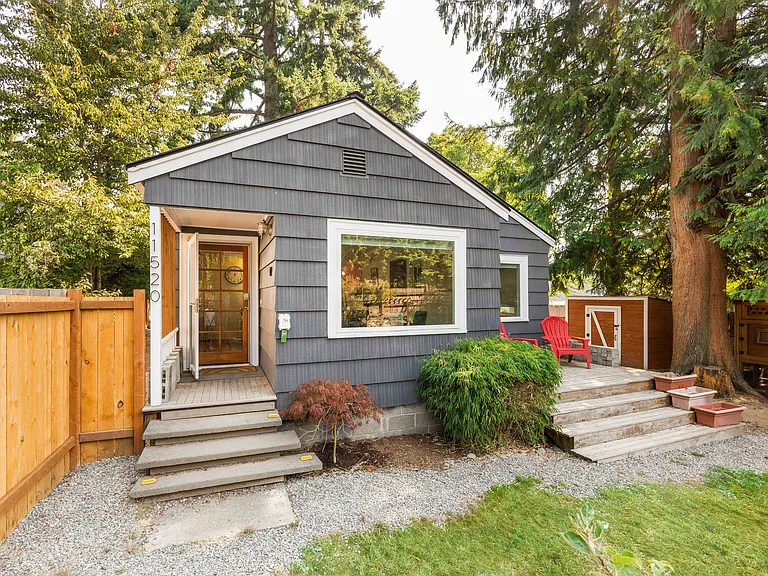 11520 Roosevelt Way NE — Photo 3
