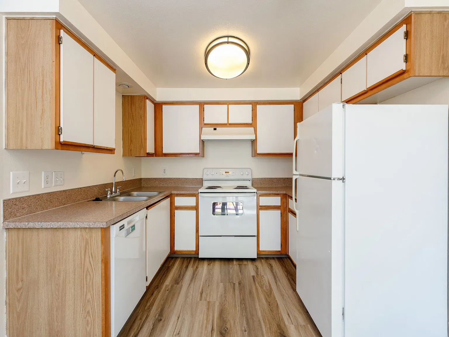 Trillium Square Apartments — Photo 4