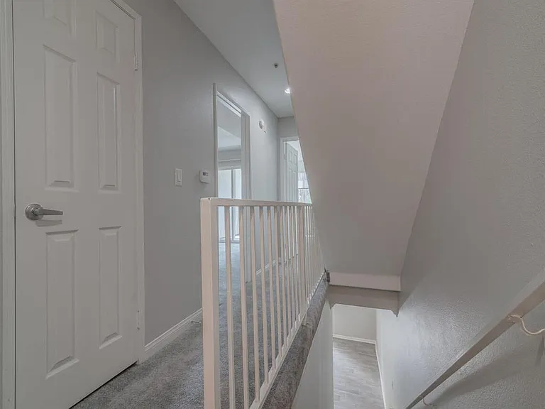 Warner Center Townhomes — Photo 10