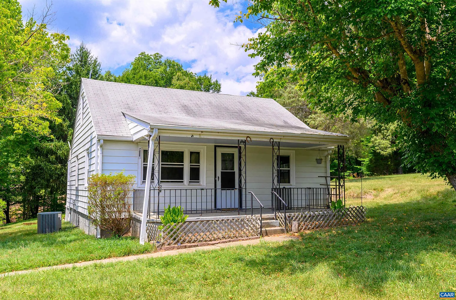 3072 Stony Point Rd photo 1