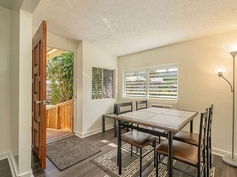 Plumeria Rd — Photo 10