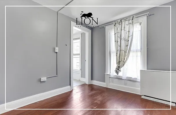 Rented by The Lion Real Estate | media 5