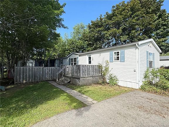 2nd image of 147 Morris St