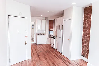 Rented by Green Manzana LLC