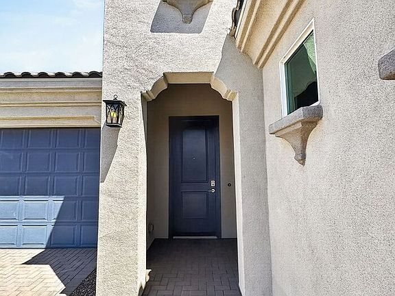 3rd image of 4032 E Las Colinas Dr