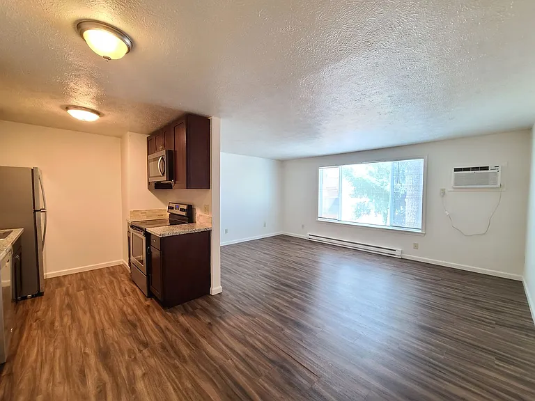 827 E Ermina Ave — Photo 16