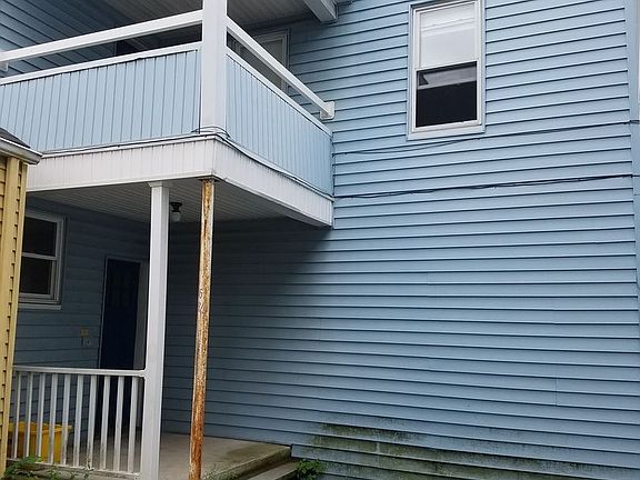 2nd image of 6 3/4 Kinsley St APT 7
