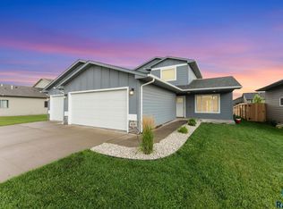 630 N Everest Ave, Tea, SD 57064