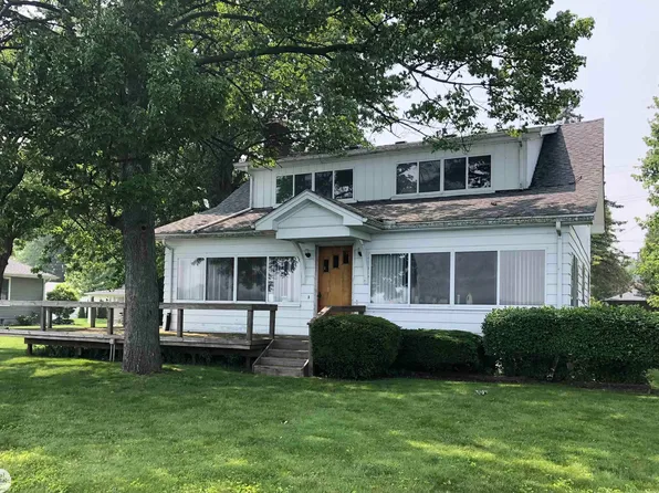 763 S Water St, Marine City, MI 48039