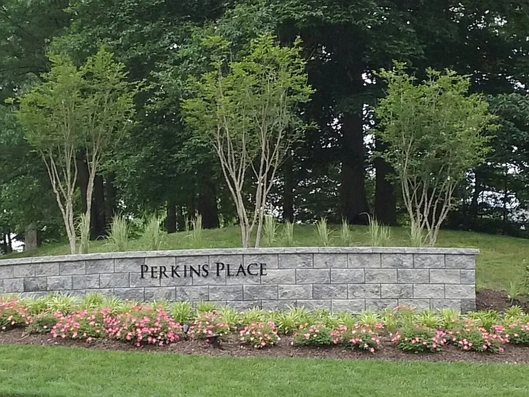Perkins Place — Photo 23