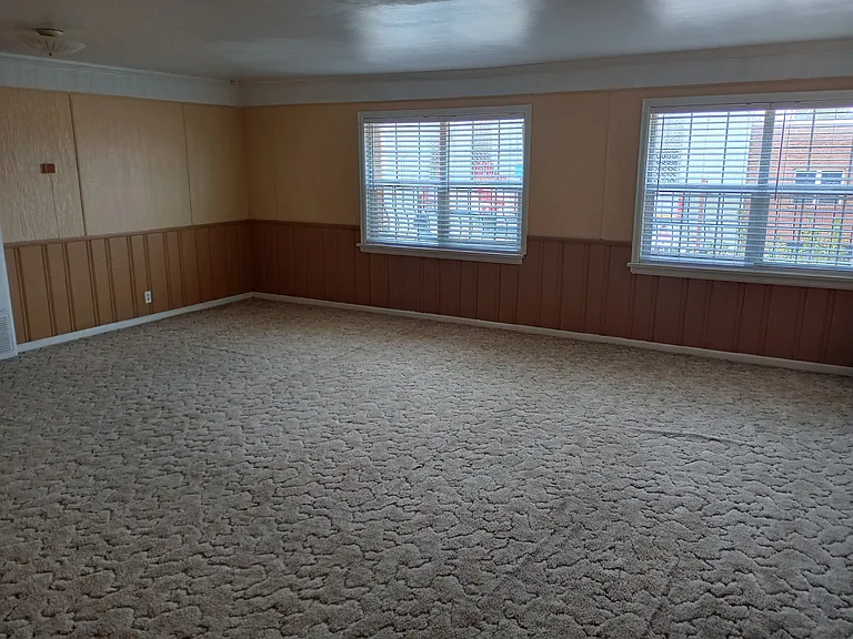 209 W Main St #201 — Photo 1
