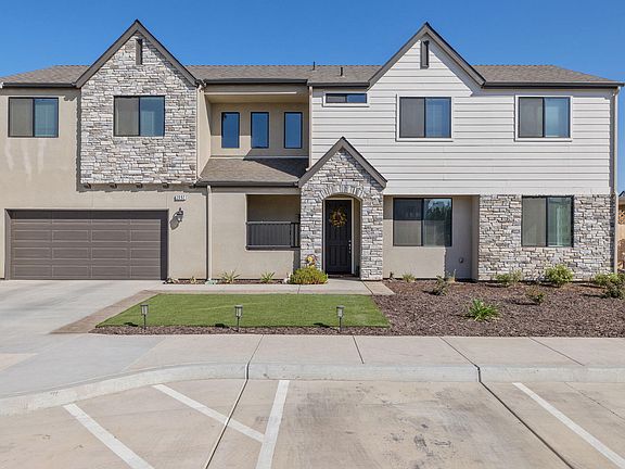 2nd image of 2092 Roussanne Avenue