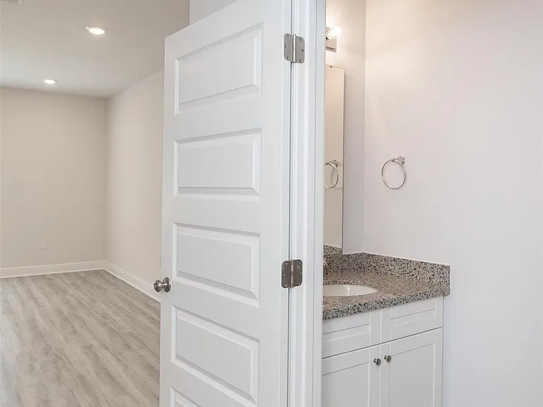 8654 Meadow Flower Ln — Photo 5