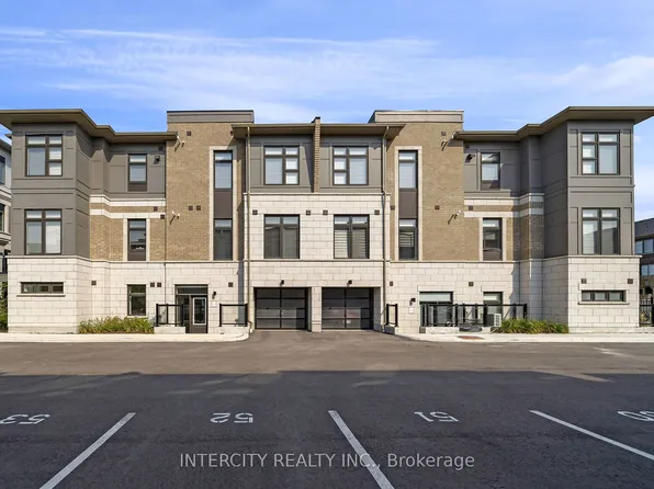 60 Halliford Pl #701, Brampton, ON L6P 4N6