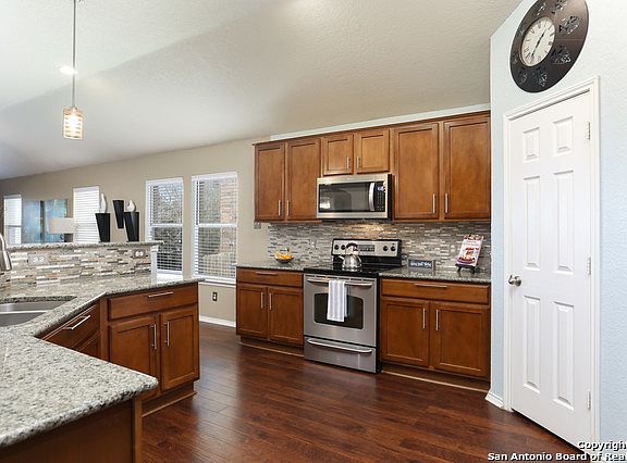 5th image of 5543 Southern Oaks