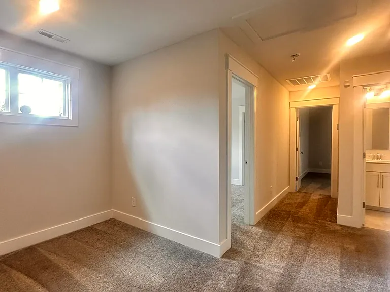 201 Thistleberry Dr — Photo 46