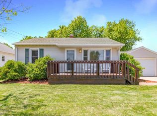 101 Fairview Ave, Bartonville, IL
