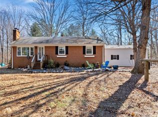 923 Waltons Store Rd, Louisa, VA 23093