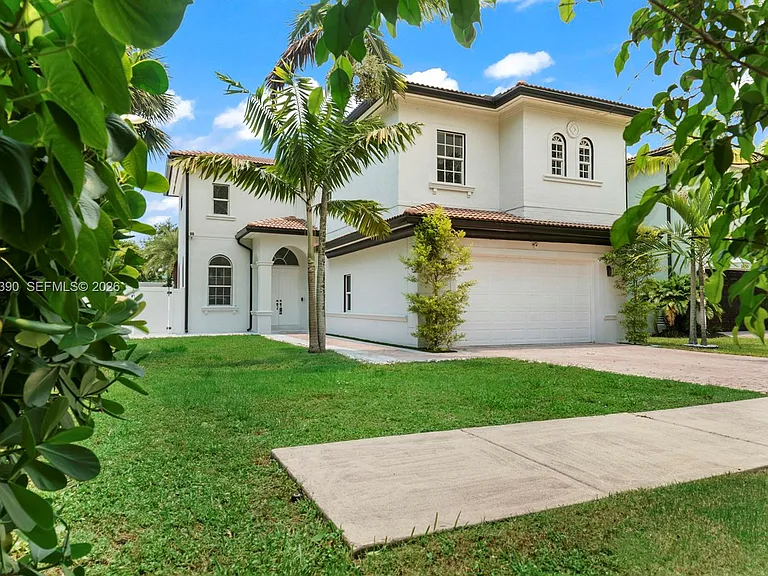 3040 SW 44th Ct — Photo 5