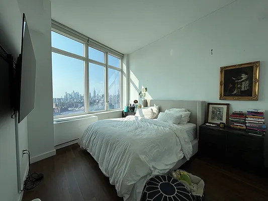 Rented by Corcoran | media 31