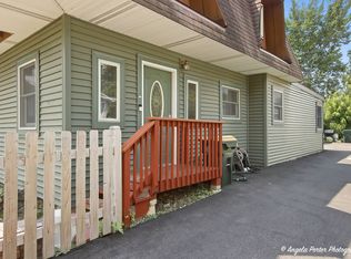42680 N Lake Dr, Antioch, IL 60002