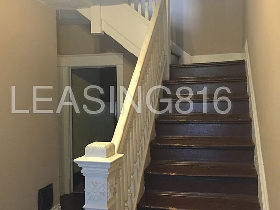 3rd image of 3221 E 11th St